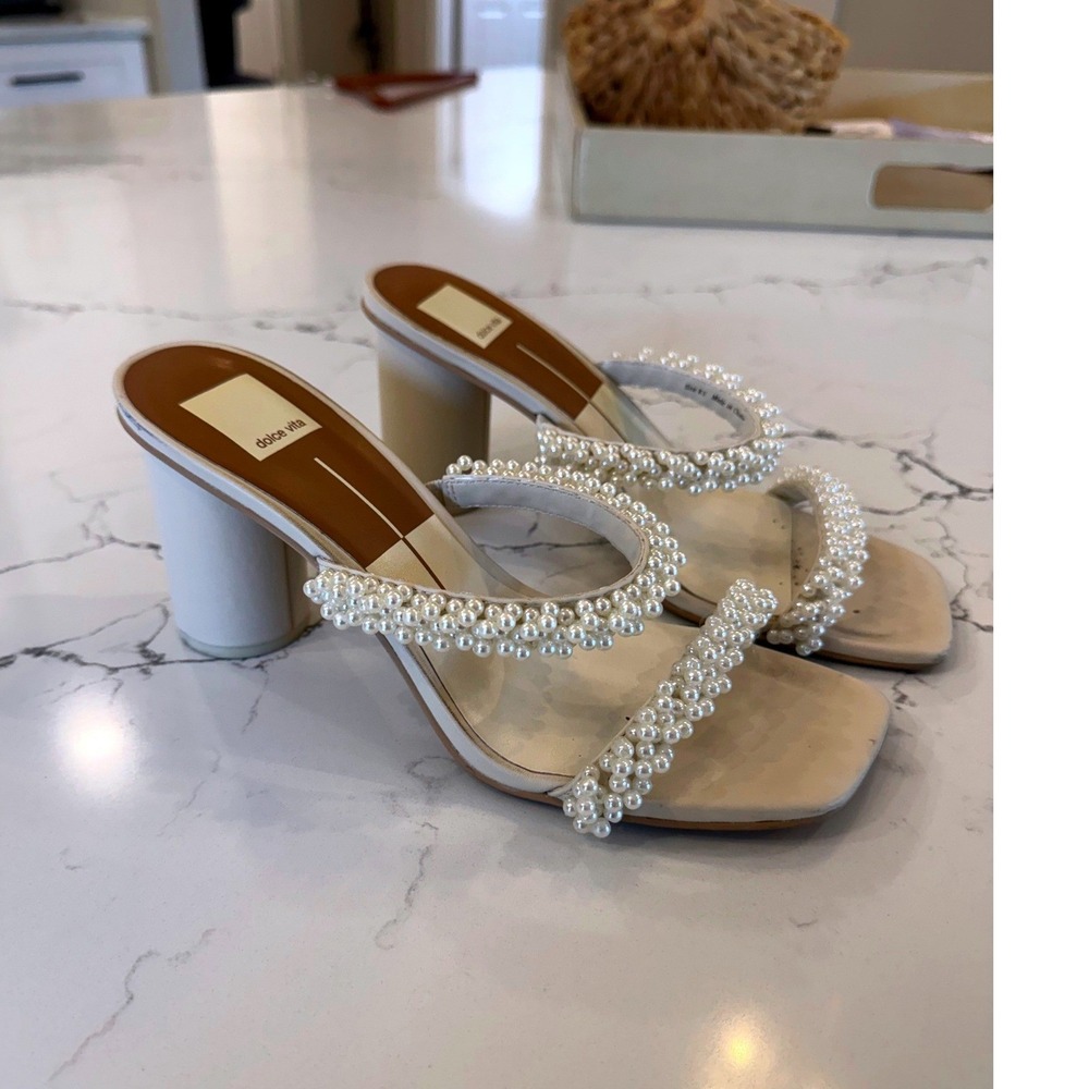 Dolce Vita Pearl Embellished Ivory Block Heel Sandals Size 8.5 Bridal